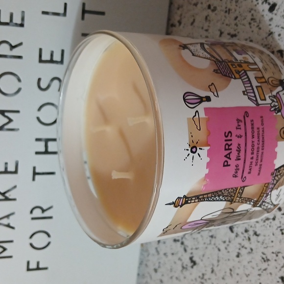 Paris Rose Water & Ivy Candle | Bath & Body Works - Picture 7 of 8